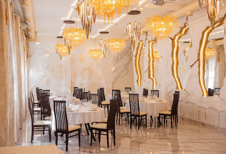 Зал "Золотой" в Зал "Белый"