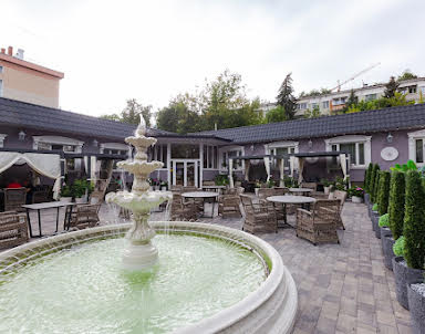  ресторан Гранд Фэмили