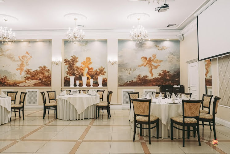 Основной зал  в «Lux» фотография №4