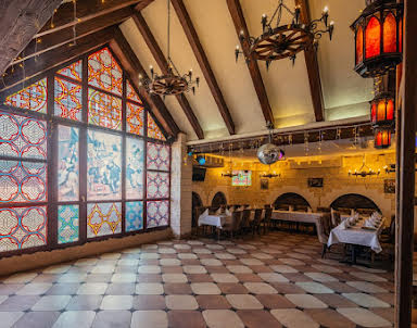 Свадьба в Подворье замка