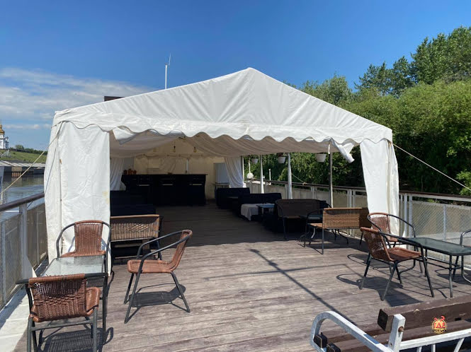 Летняя терраса в «Аквариум» фотография №2