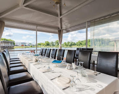  ресторан Бакинский бульвар  Аврора