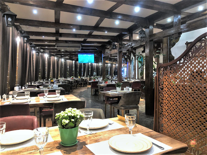 Основной зал  в «Бакинский бульвар на Андропова» фотография №8