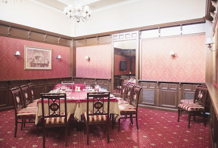 Малый зал в Малый зал