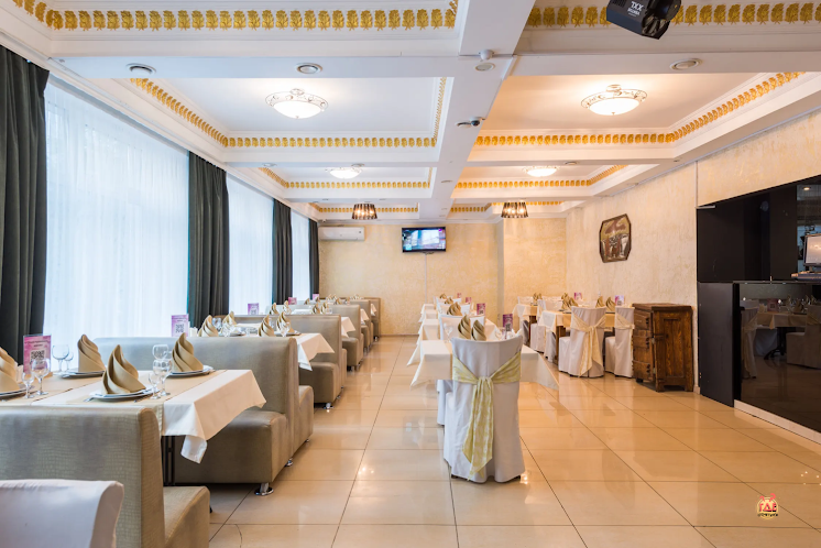 Основной зал в «Уют» фотография №13