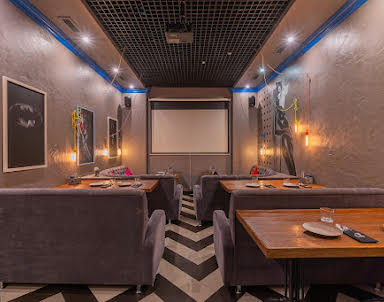  ресторан Feromon Komenda