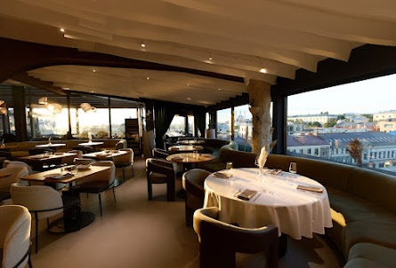 Основной зал в Зал "Сююмбике"