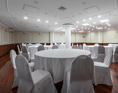  ресторан Теплеево Резорт