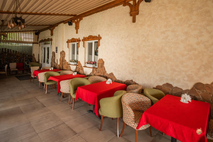 Летняя веранда в «Белая лошадь» фотография №4