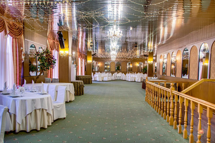 Основной зал в «Рандеву» фотография №2