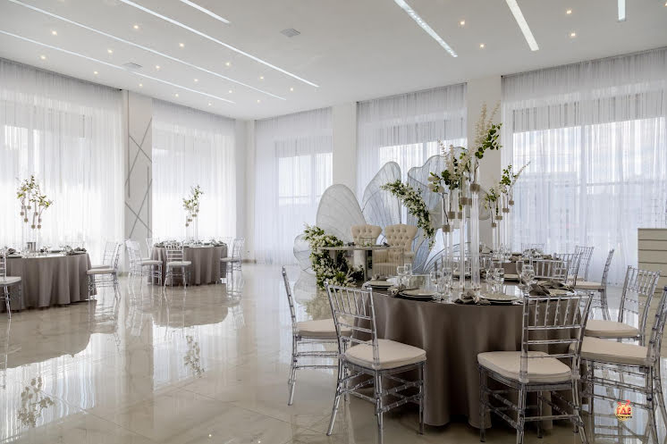 Основной зал  в «Magnolia» фотография №19