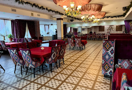 Основной зал в Малый зал