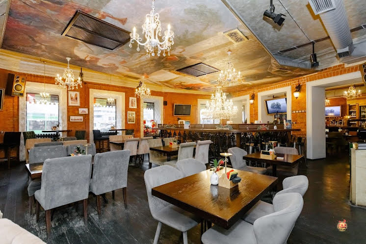 Зал "Брюссель" в «Leuven Belgian Brasserie» фотография №10