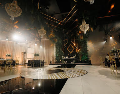  ресторан Jani Crystal