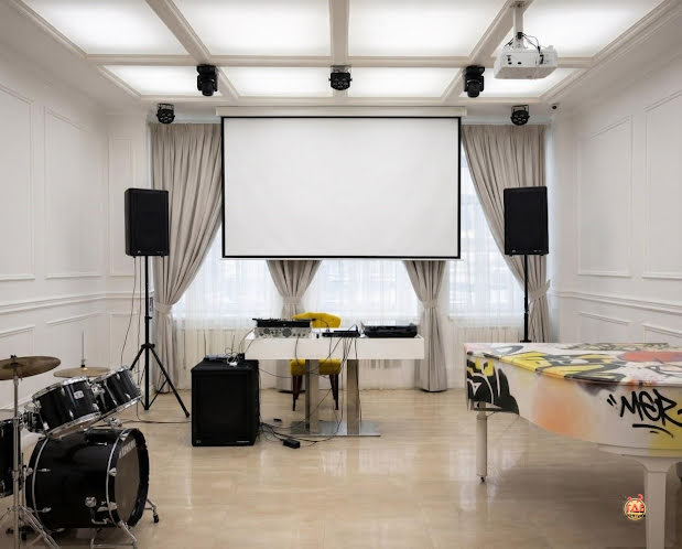 Основной зал в «Поляна» фотография №3