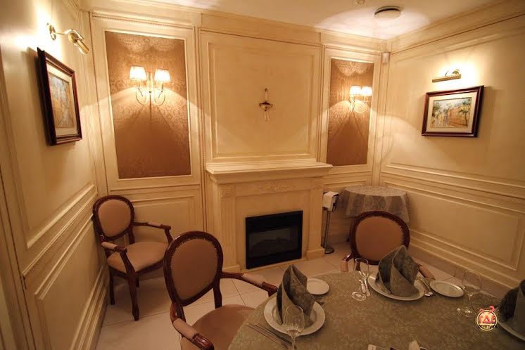 Каминный зал в «ЛЕОН на Металлургов» фотография №2