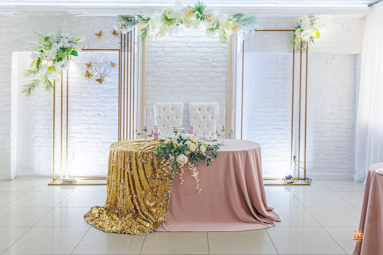 Большой зал в «Мон Амур» фотография №7