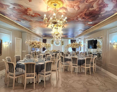 Корпоратив в Версаль