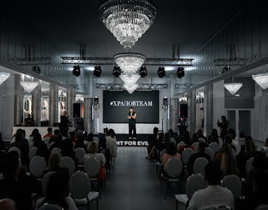  ресторан La Riva Hall