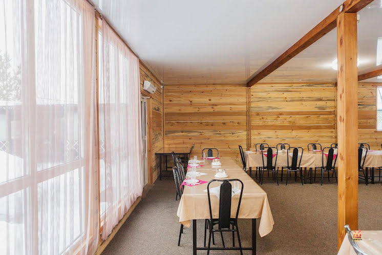 Основной зал в «Берег +» фотография №6