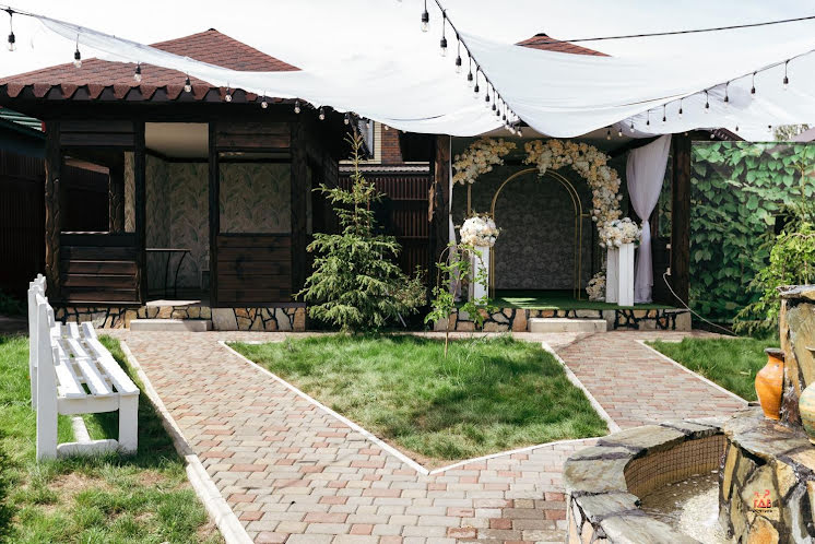 Основной зал  в «Янс» фотография №19