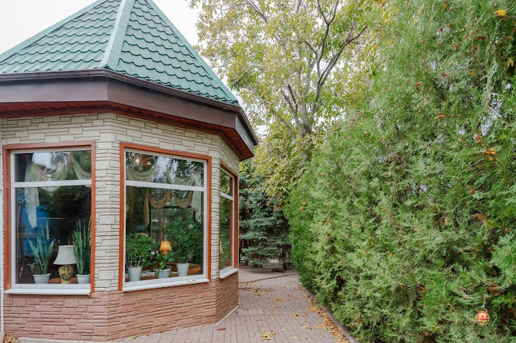 Основной зал в «Фруктовый сад» фотография №9