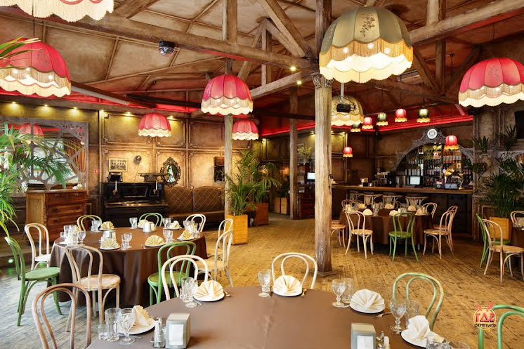 Основной зал в «Ипполит Матвеевич» фотография №18