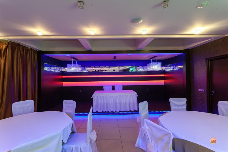 Малый зал в «Буржуй» фотография №17