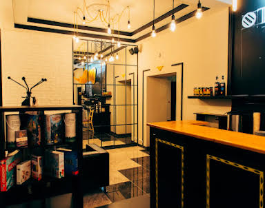 День рождения в Жёлтый носорог