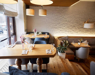  ресторан BONA на Есенина