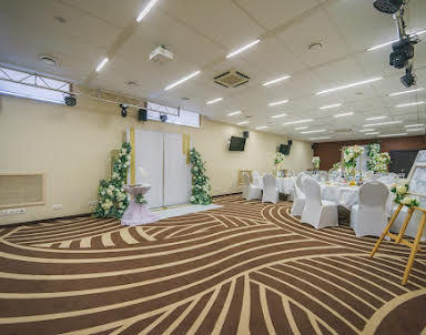  ресторан BISCAFE