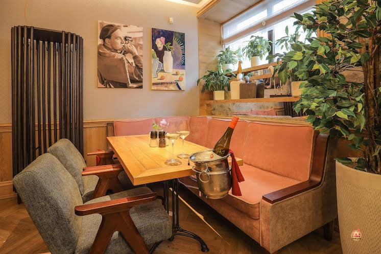 Основной зал в «Beefstroganoff Grill» фотография №12