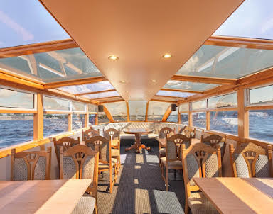 Корпоратив в Теплоход "Олимпия"