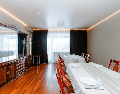  ресторан Red House