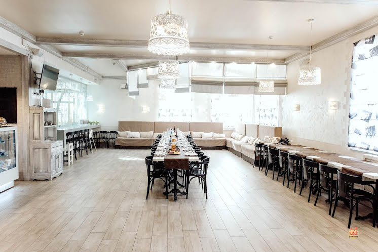 Основной зал в «Рататуй» фотография №10