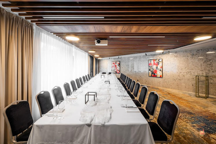 Банкетный зал Homewood в «DoubleTree by Hilton Novosibirsk» фотография №6