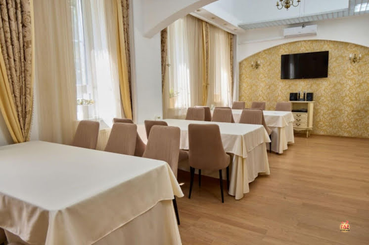 Зал «Золотой» в «У Александра» фотография № 1