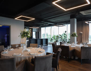  ресторан Astro Plaza