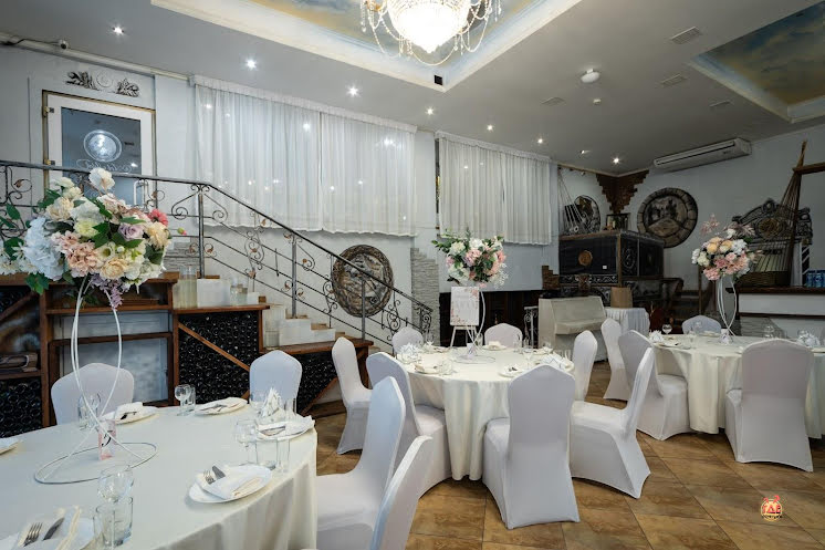 Главный зал в «Dolce» фотография №11