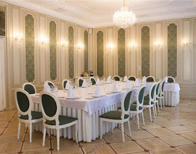  ресторан Смольнинский
