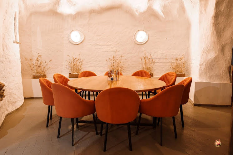 Основной зал  в «БаклаДжани» фотография №5