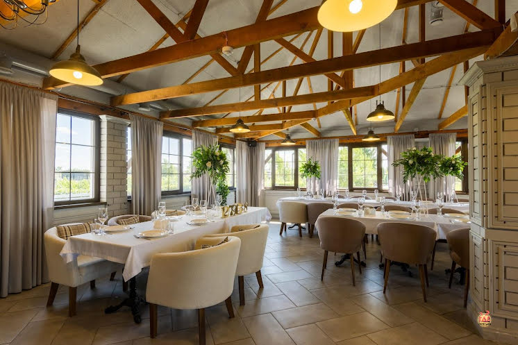 Ресторан у озера в «Вилла София» фотография №18