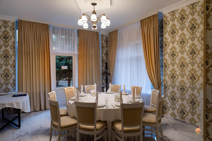 Зал "VIP на 12 персон" в «Голубое Озеро» фотография №2