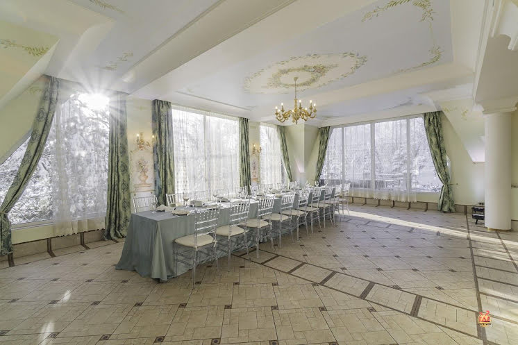 Зал «Тоскана» в «Мир у Озера» фотография №3