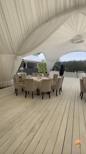 Открытый шатер у бассейна в «Юдино Парк» фотография № 1