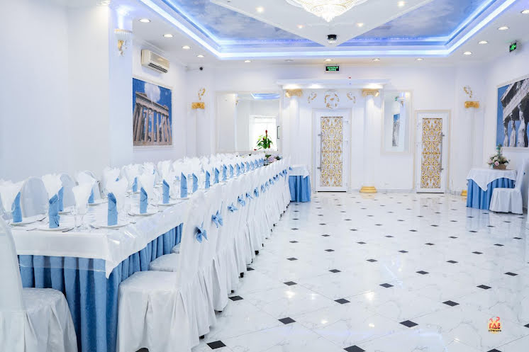 Зал «Греческий» в «Кураж на Академика Королева» фотография №9