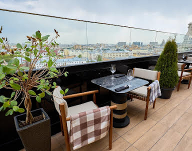  ресторан OBLAKO