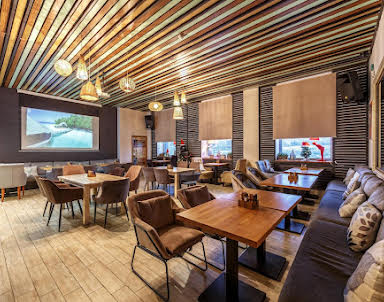  ресторан Mavi Cafe