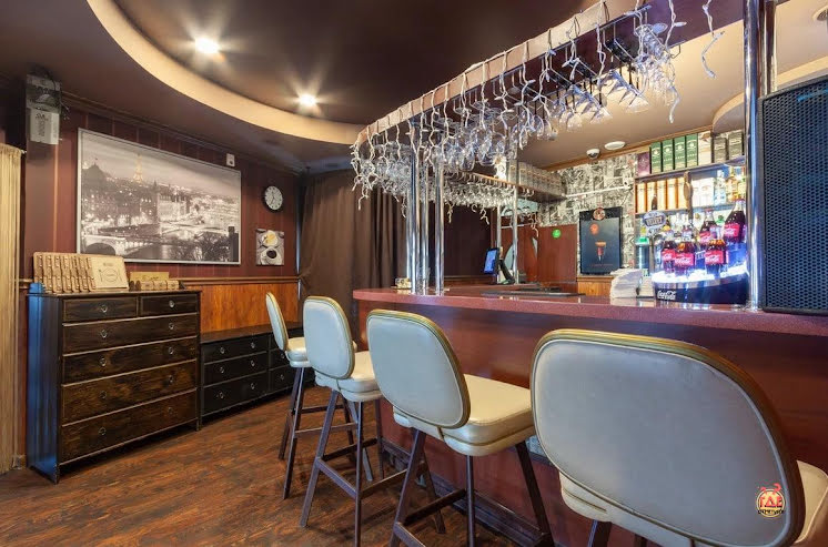 Барный зал в «Честертон» фотография №4