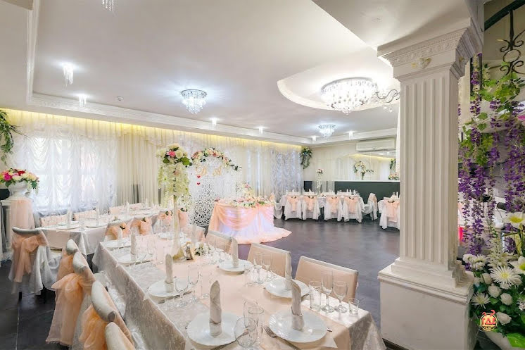 Основной зал в «Graft» фотография №4